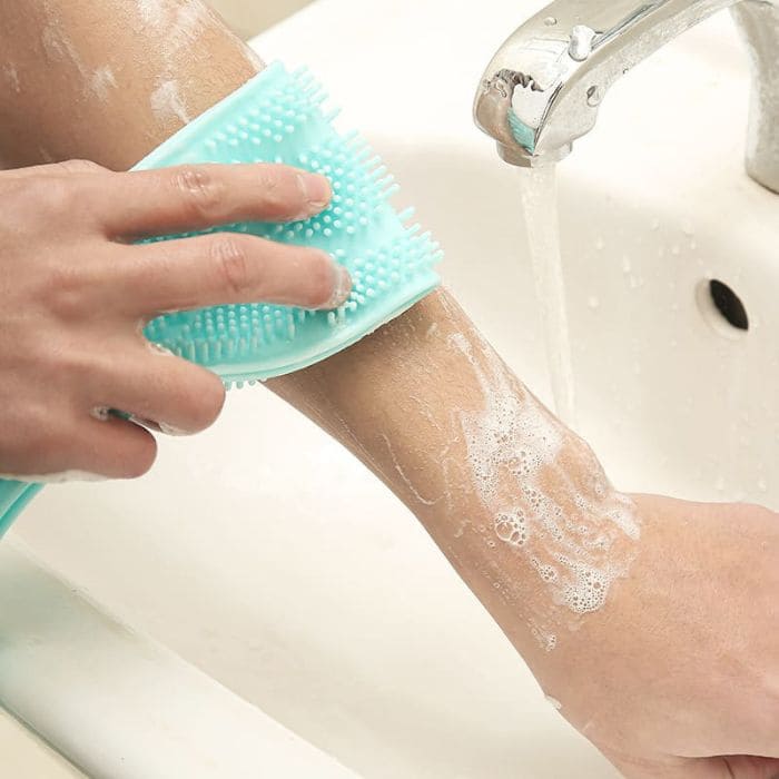 SilkSoothe — Pamper your skin with the ultimate spa feeling every time you shower! (2 pieces)