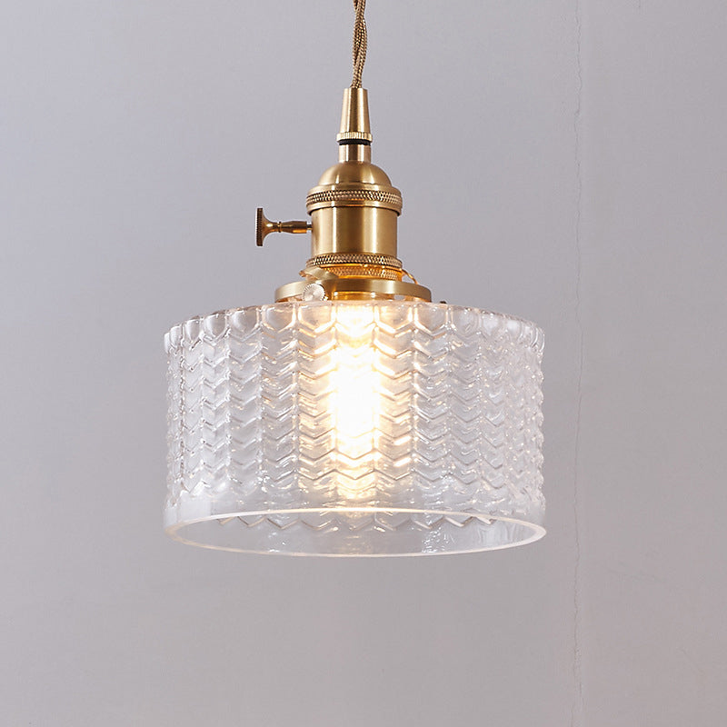 Luxurious glow in minimalist design