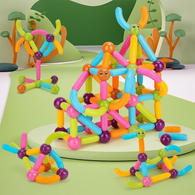 Magnetic construction set with balls and rods