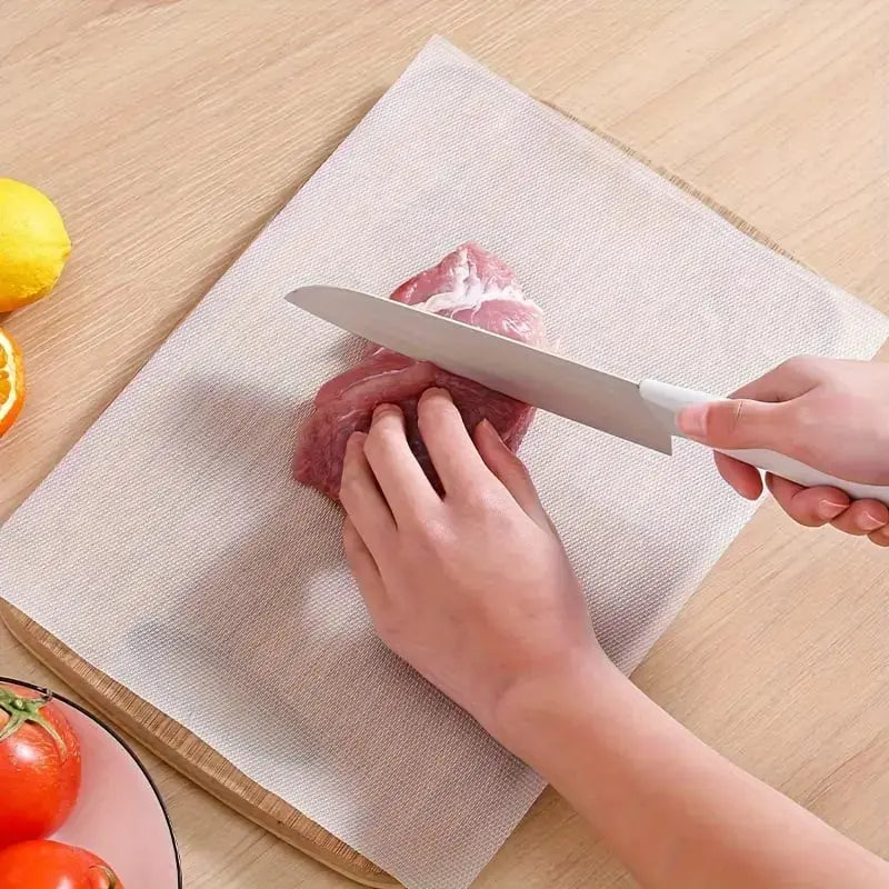 Disposable Cutting Mat – Effortless & Hygienic Food Preparation Anywhere