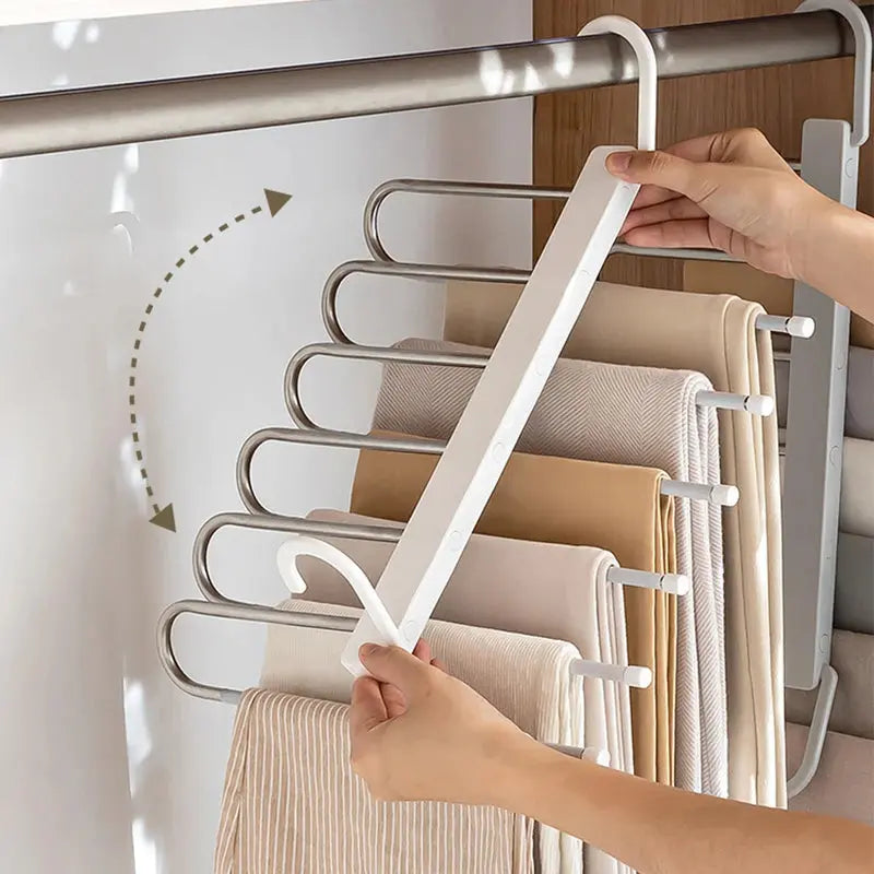 Space-saving pants organizer
