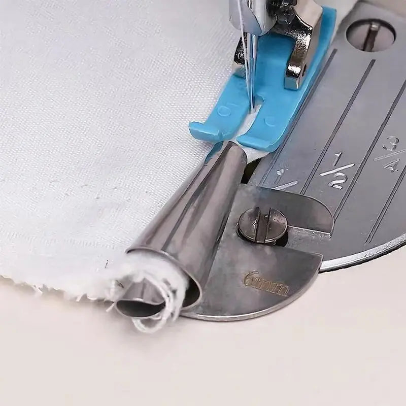 Sewing foot for rolled hems