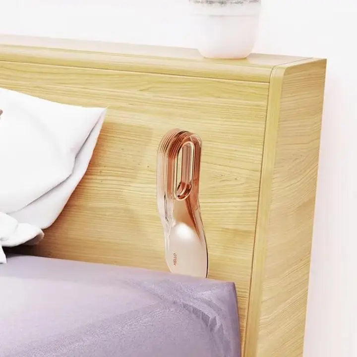 Bed lifter and fitted sheet helper – for easy bed making