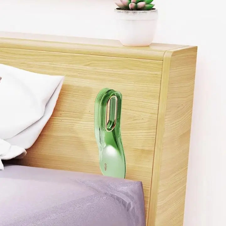 Bed lifter and fitted sheet helper – for easy bed making