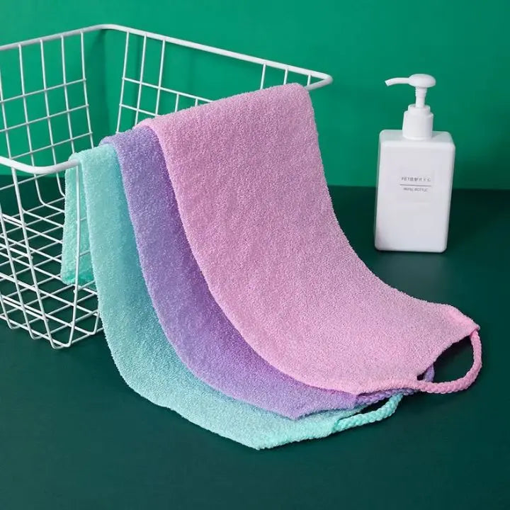 Stretchable back brush bath towel