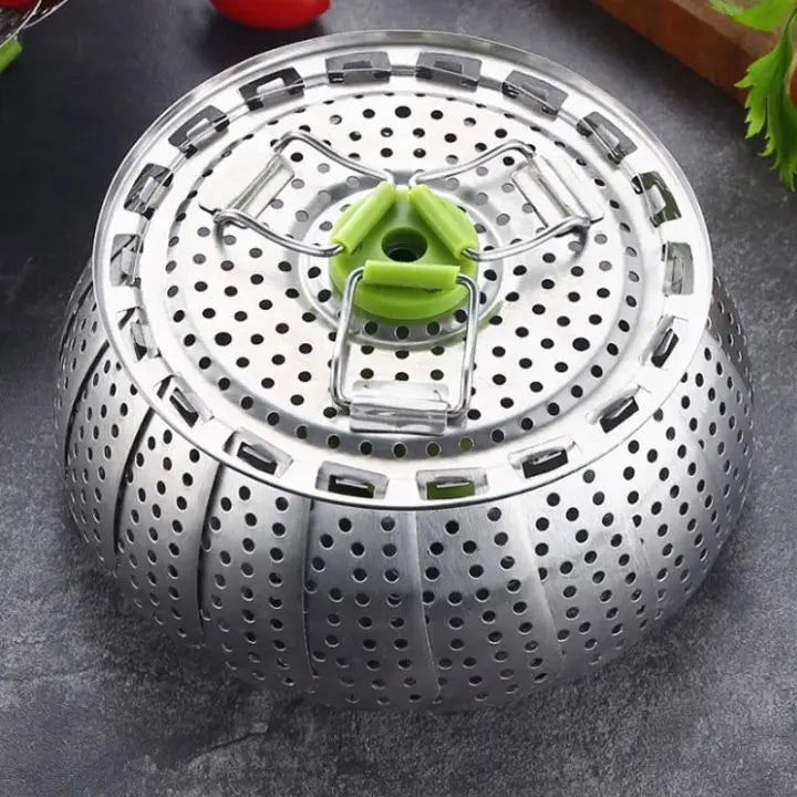 Collapsible Steamer Made of Stainless Steel – For Healthy Cooking