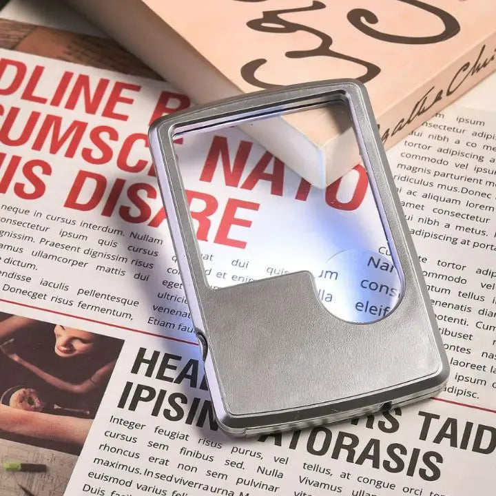 Reading Aid Magnifier with LED – 5x Magnification, glare-free & portable