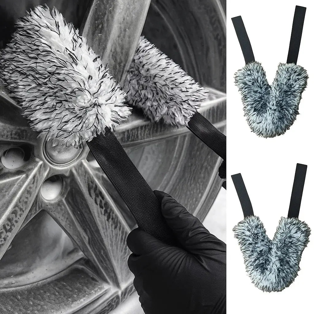 Microfiber loop for cleaning hard-to-reach places