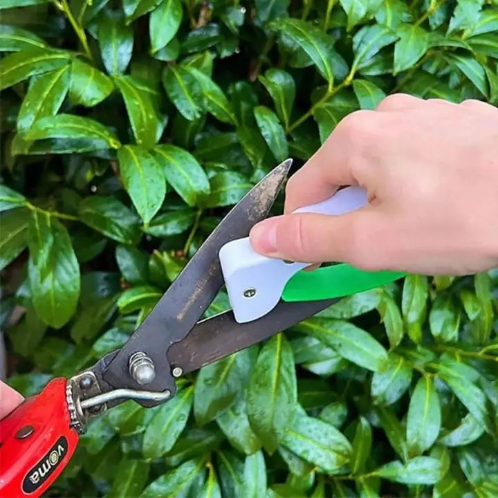 Multifunctional Knife Sharpener – For Kitchen Knives & Garden Tools