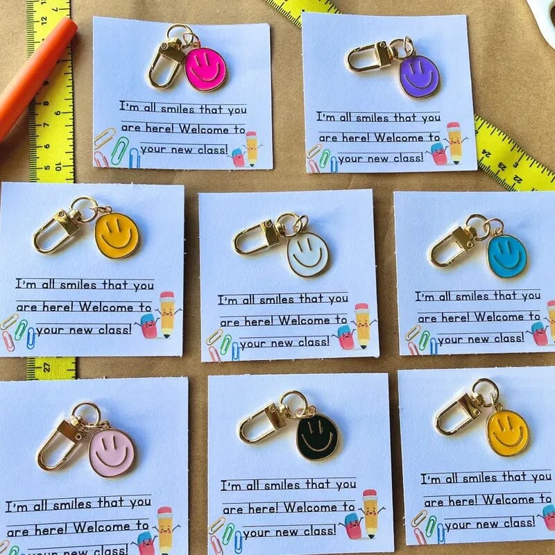 Gifts for the first day of school for students/Welcome to your new class