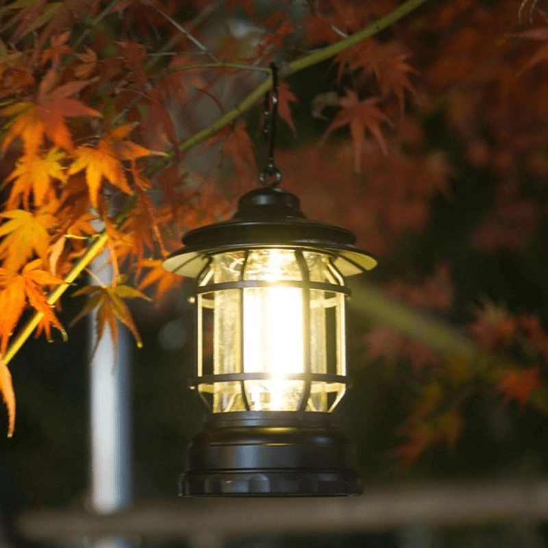 Practical and atmospheric camping lamp