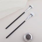 Wavy Eyelash Brush