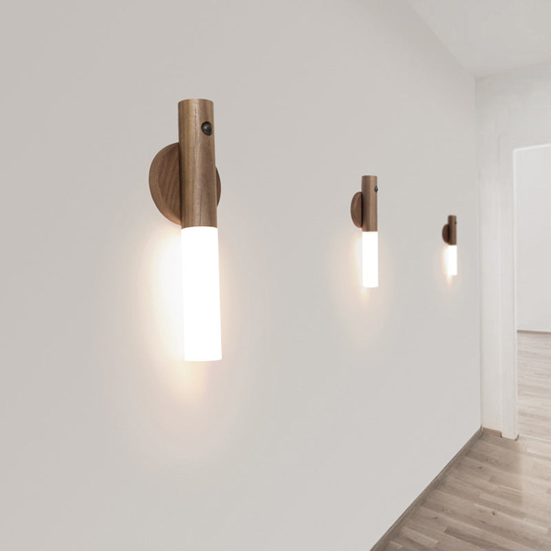 Night light with sensors