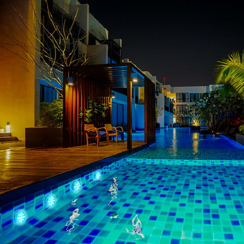 Underwater LED light with remote control – RGB multicolor pool lighting for bathrooms and ponds