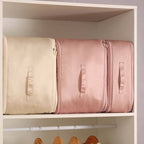 Extremely space-saving, self-compression Organizer