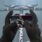 Water-repellent thermal gloves