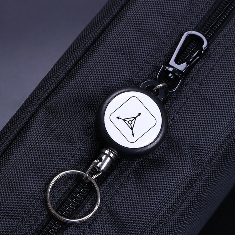 Retractable keychain with high load capacity