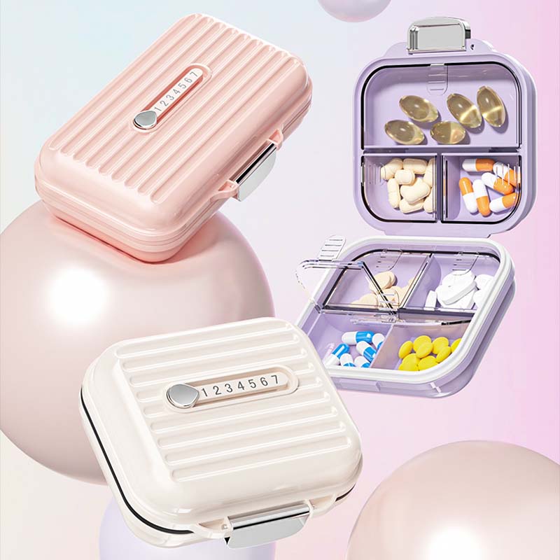 Small portable pillbox