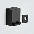 Retractable clothesline for indoor/outdoor