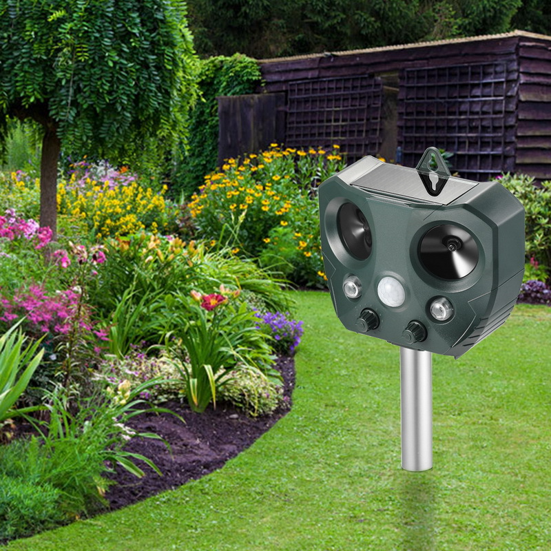 Effective Pest Repeller – Solar Ultrasonic Animal Deterrent for Garden