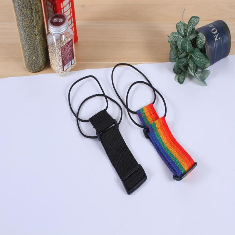 Elastic fastening belt for luggage