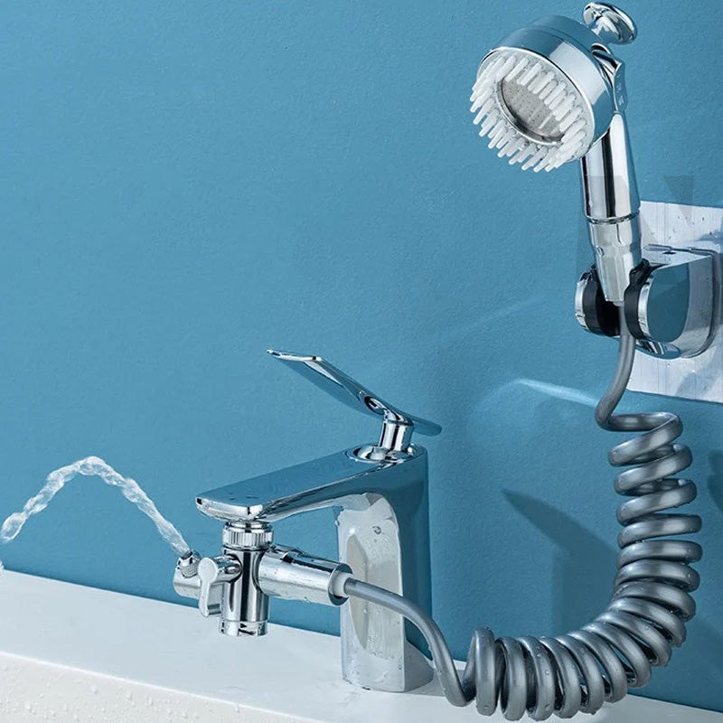 Extension with a valve and three fins