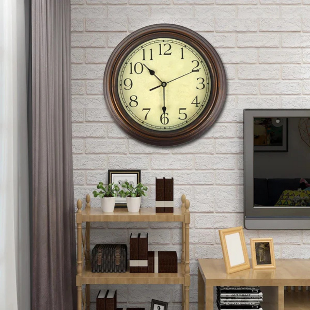 Nostga | Large Wooden Wall Clock Retro Eye-catcher 35 cm