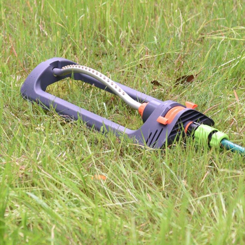 Oscillating Grass Sprinkler
