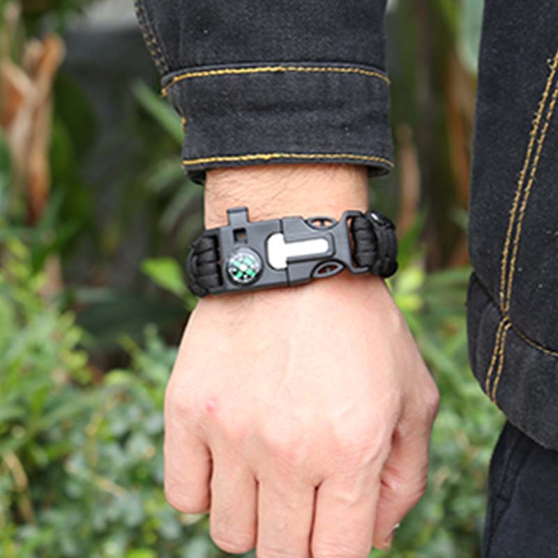 Multi-Functional Survival Paracord Bracelet