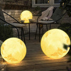 Selene Moon Garden Light