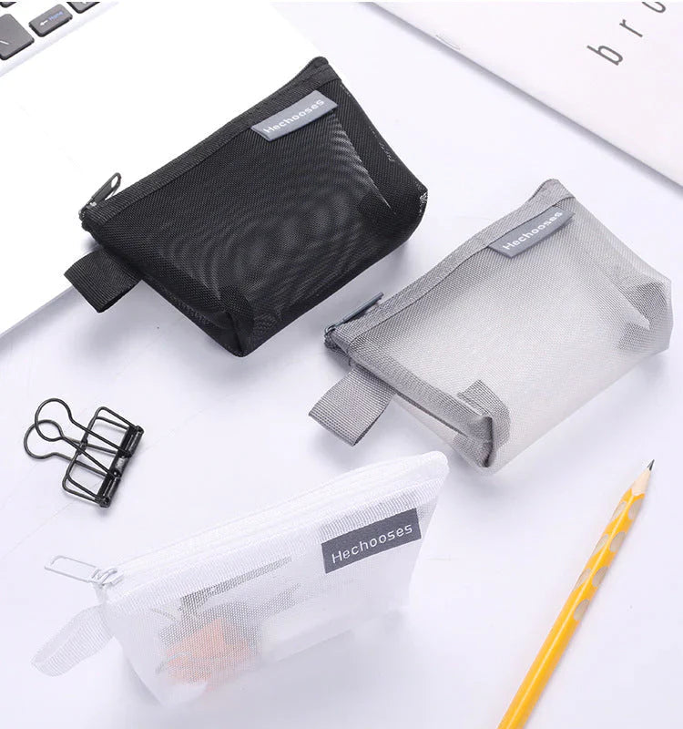 Portable mesh storage bag