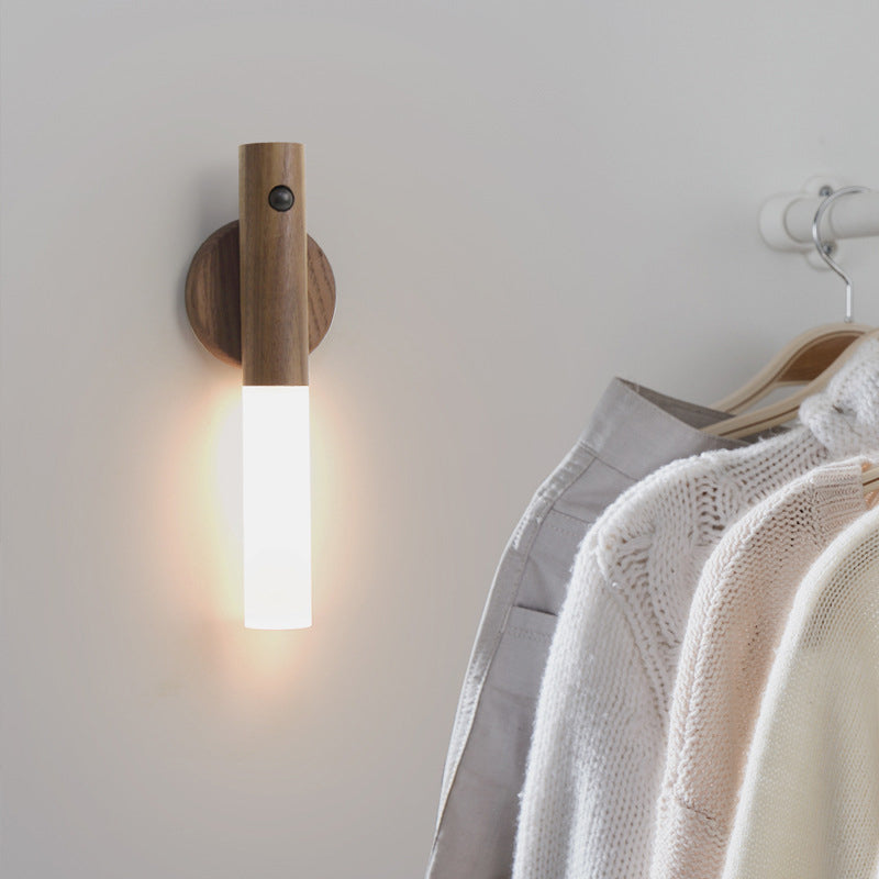 Night light with sensors
