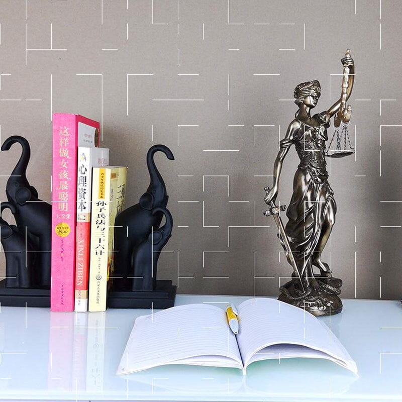 Decoration statue of the goddess of justice