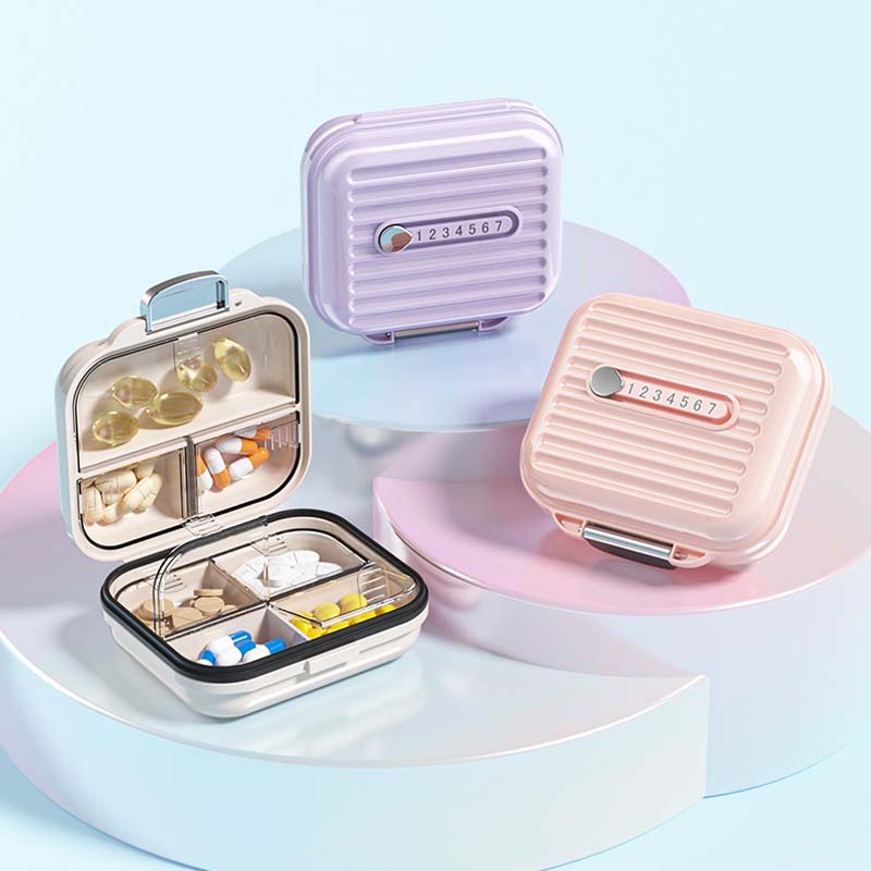 Small portable pillbox