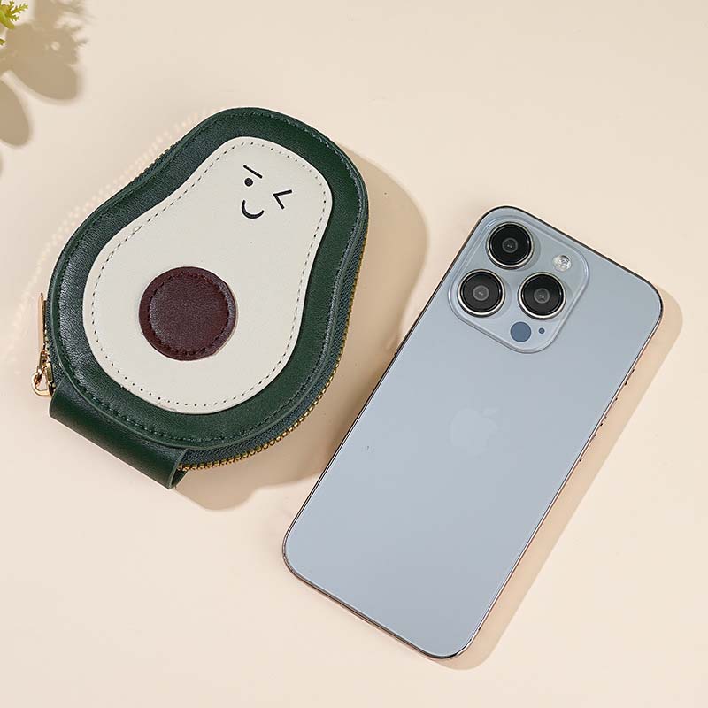 Avocado-shaped multifunctional card holder