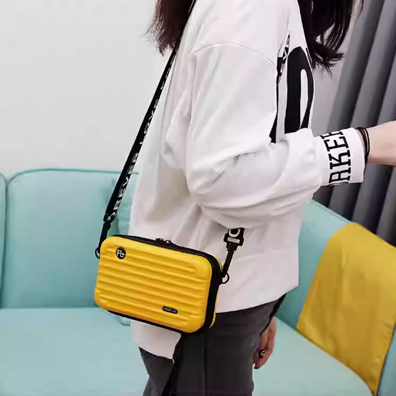 Mini travel bag for women