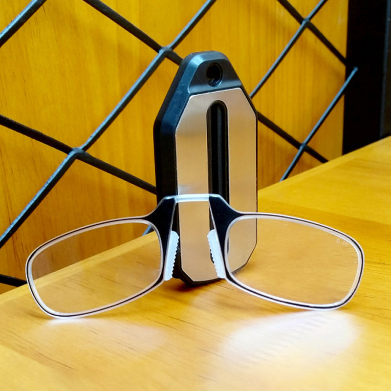 Nose clip reading glasses
