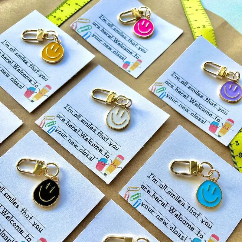Gifts for the first day of school for students/Welcome to your new class
