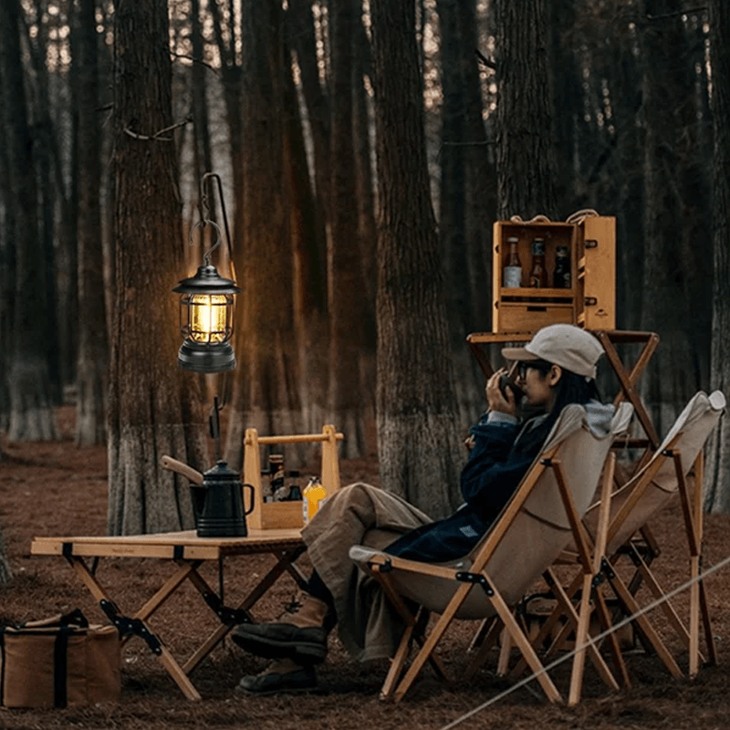 Practical and atmospheric camping lamp