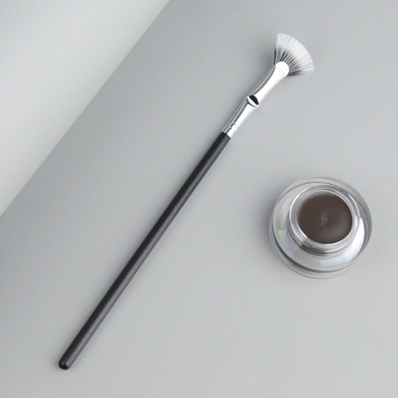 Wavy Eyelash Brush