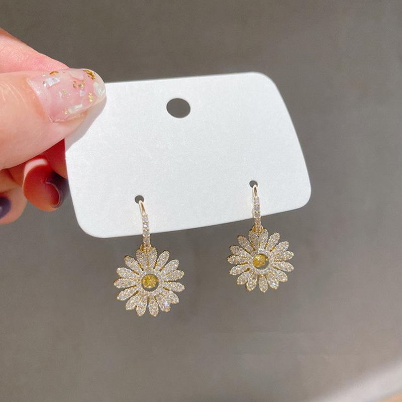 Vintage Flower Pendant Earrings