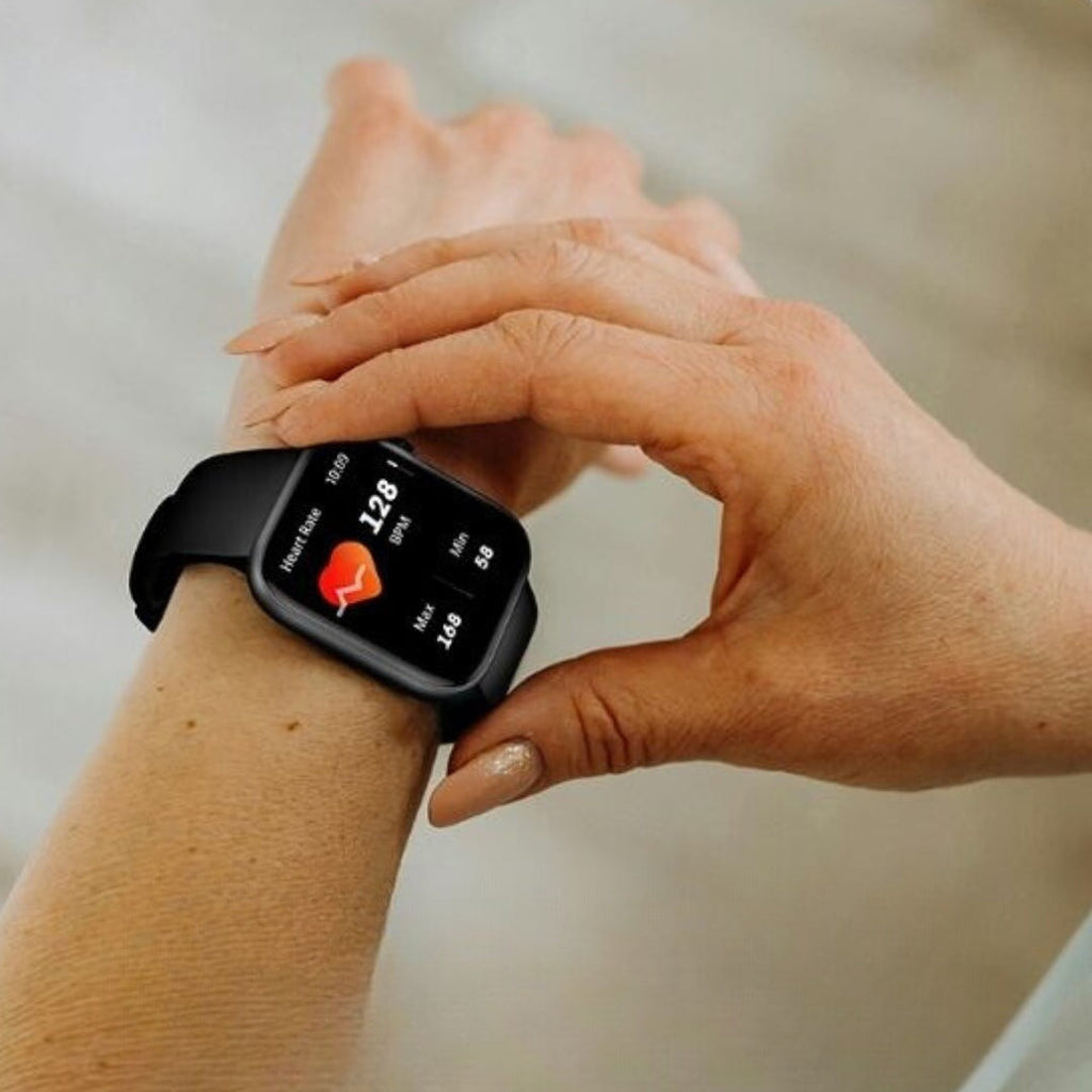 FitTrack Pro Advanced Smartwatch - Customizable Features | Health and Fitness Monitoring