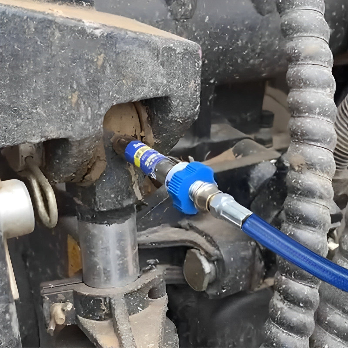 Grease pump adapter