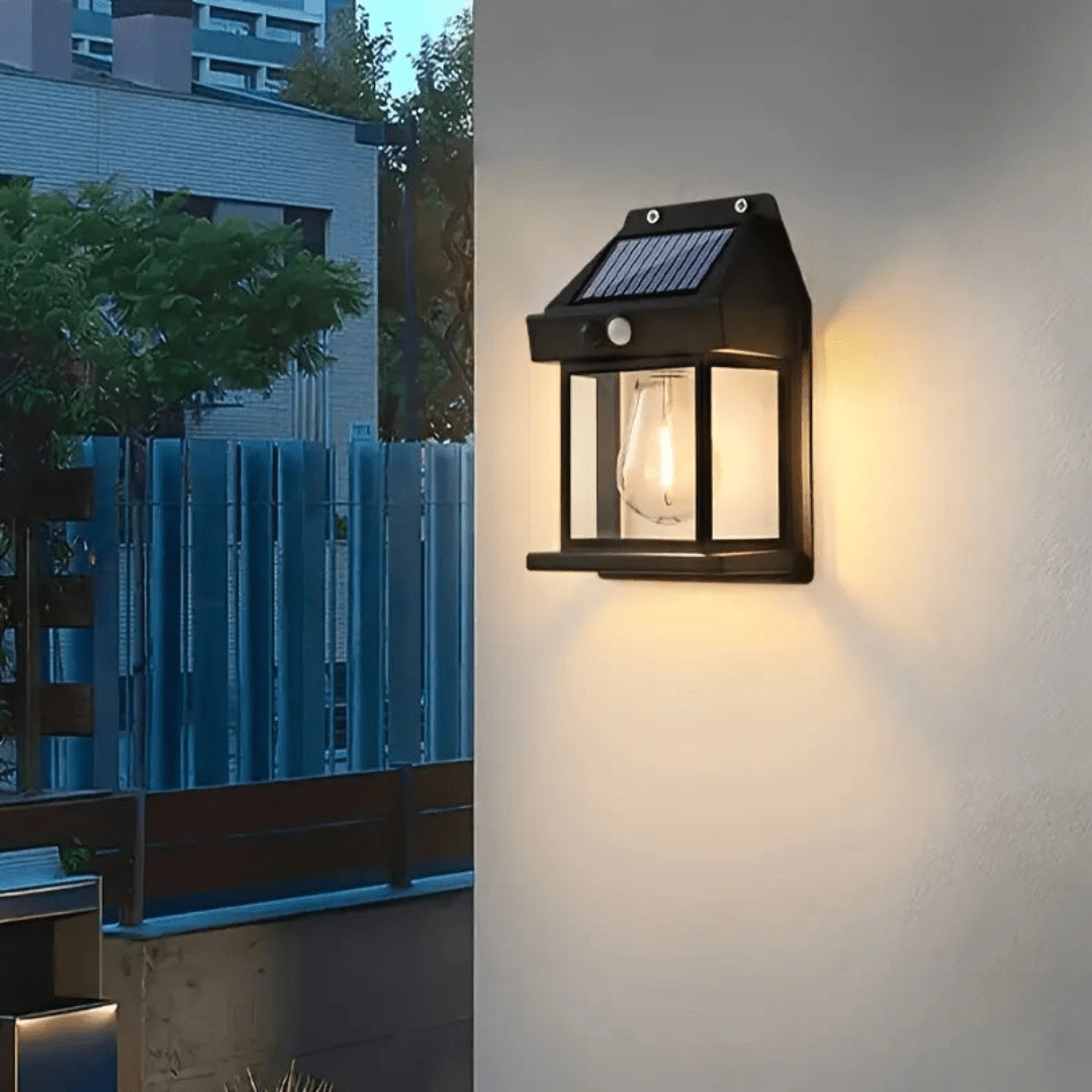 Modern and waterproof solar lamp for the garden and terrace