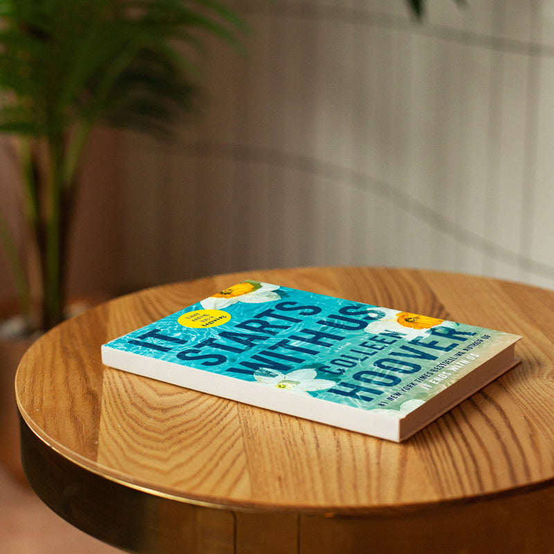 It Starts With Us: A Novel (It Ends With Us)