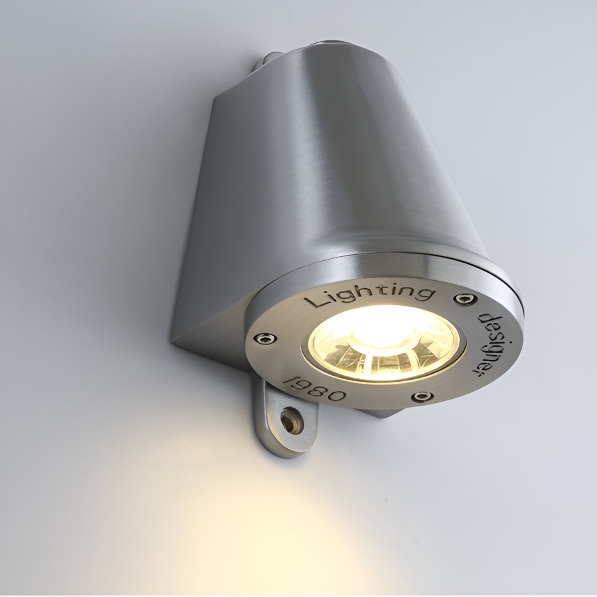 Minimalistic LED Outdoor Wall Lamp