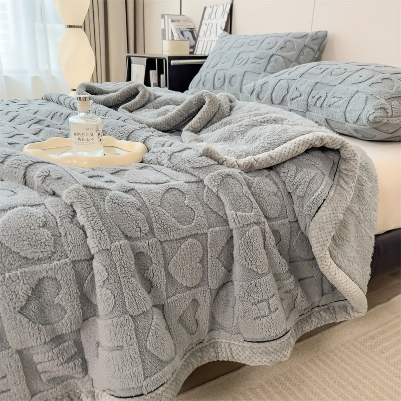 CozyCoral – Luxury Fleece Blanket for All Seasons