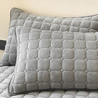 Modern Soft Throw Blanket with Square Texture – Stylish Fluffy Bed & Sofa Cover