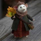 Handmade felt mouse | Christmas decoration & gift idea | Needle felted from wool & fabric | Sustainable