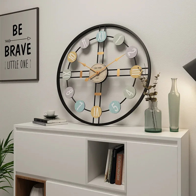 StilTijd – Large Vintage Wall Clock with Roman Numbers and Metal Frame